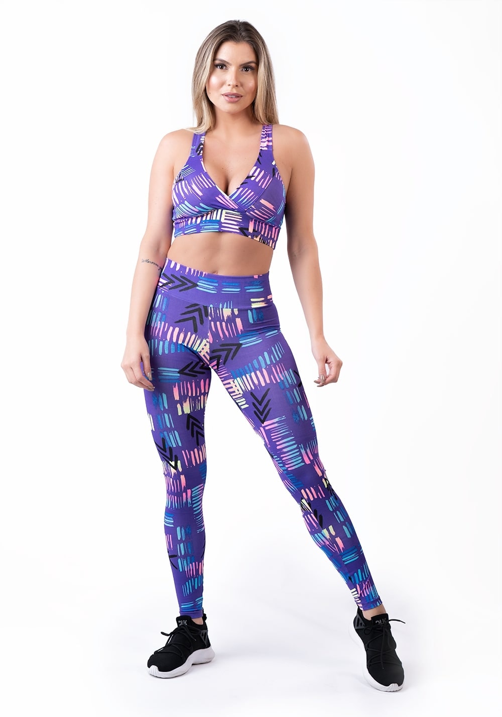 Conjunto estampado colorful grape