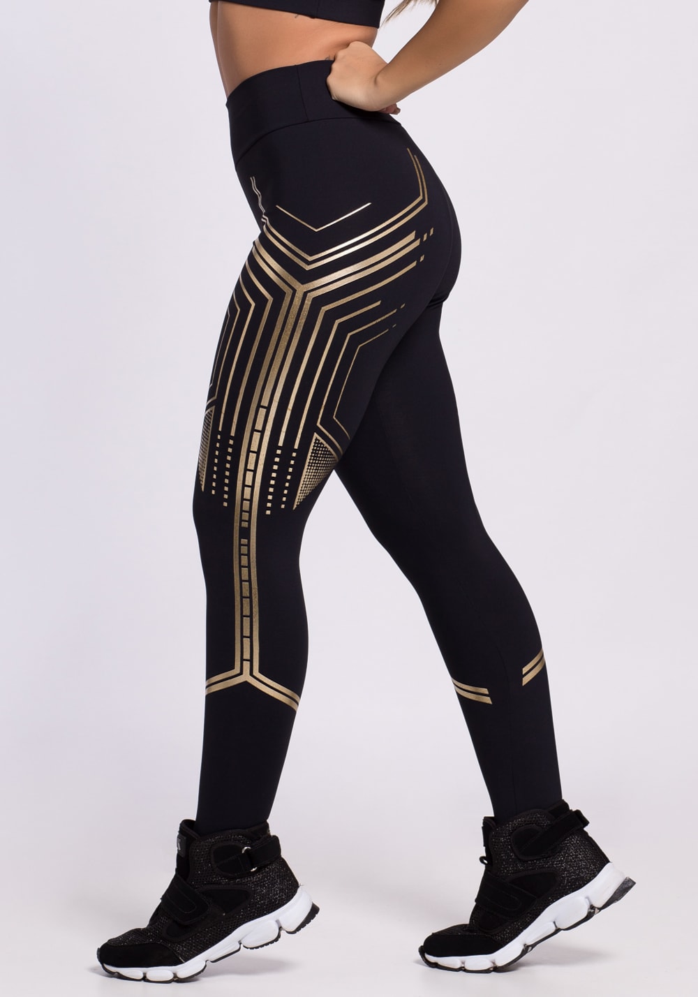 Calça legging preta com silk dourado