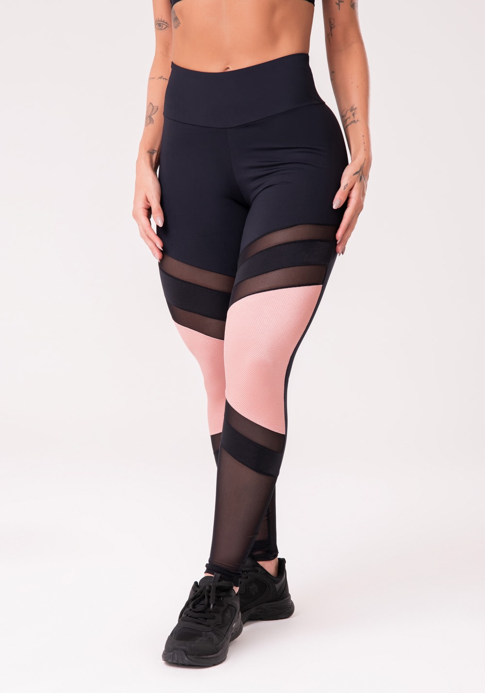 Calça legging poliamida preta com tule e textura rosê