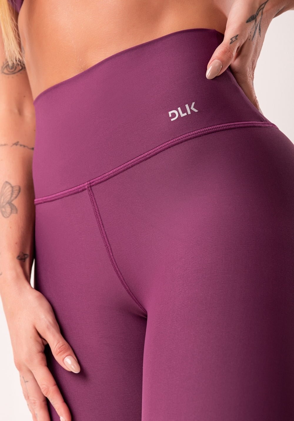 Calça corsário vinho cintura alta básica