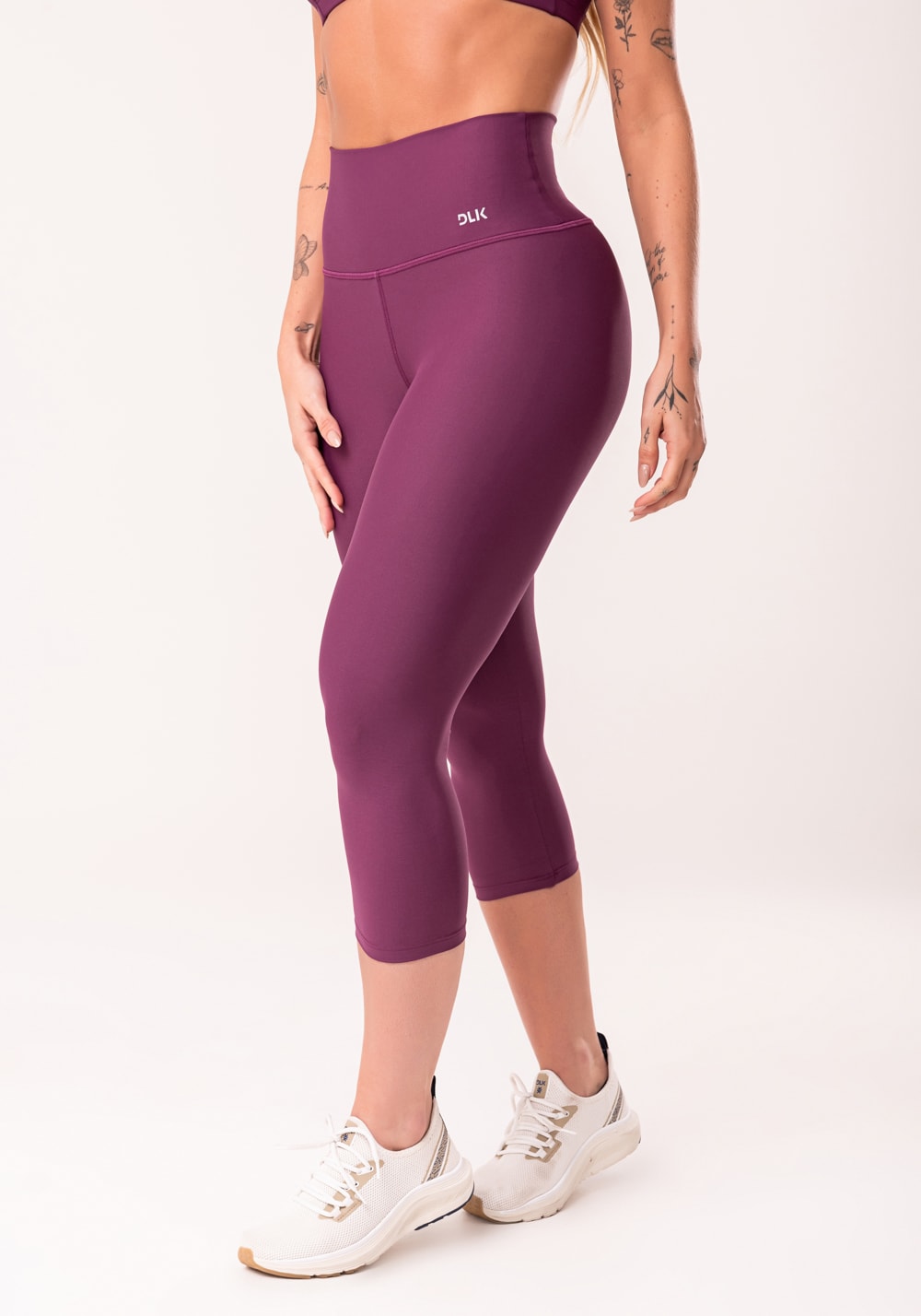 Calça corsário vinho cintura alta básica