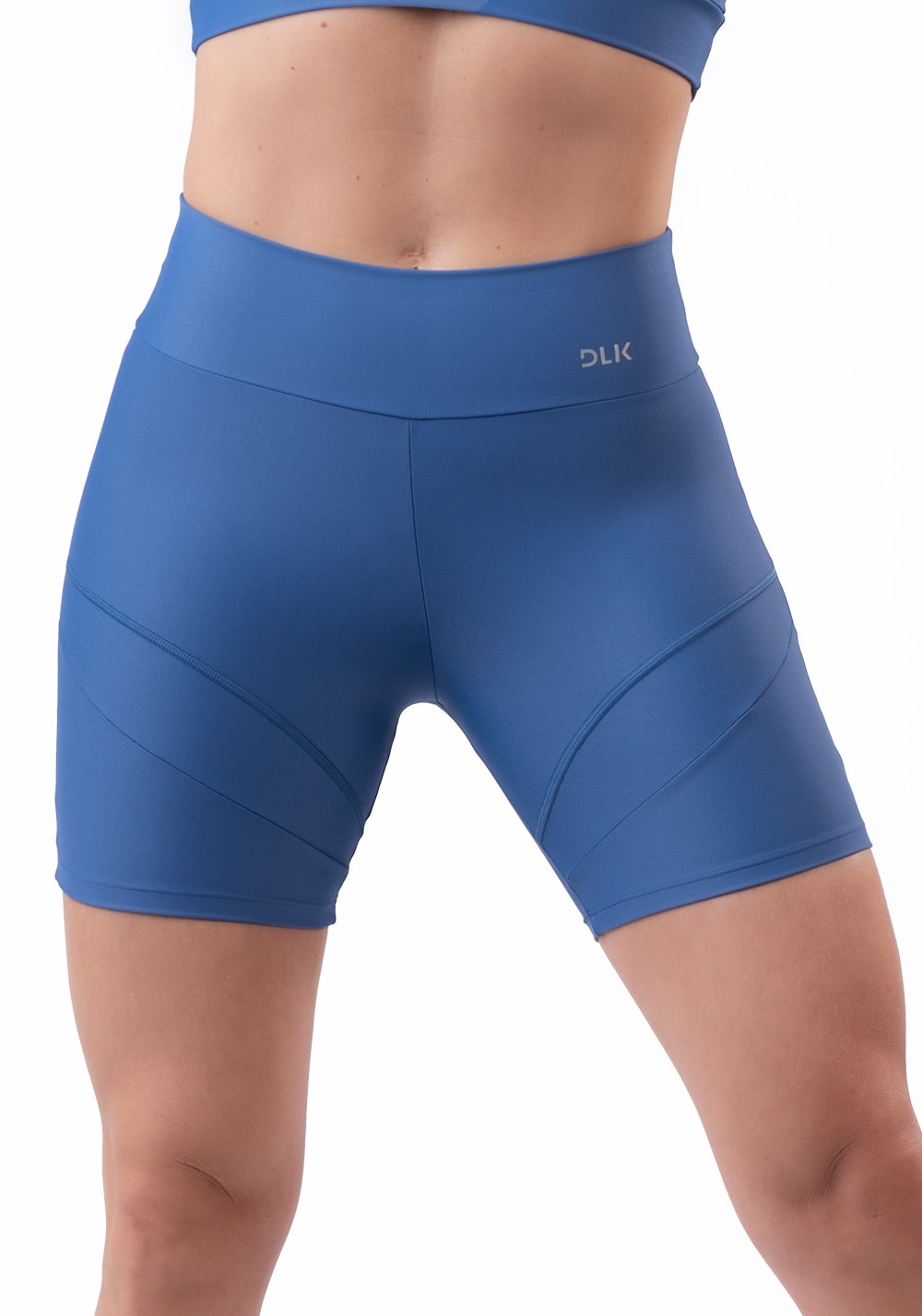 Short azul com recortes básico