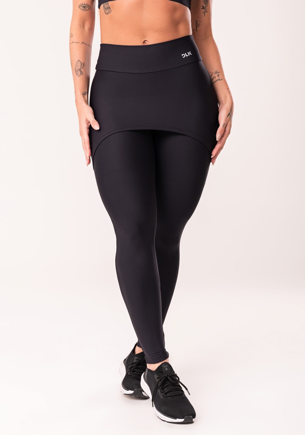 Calça legging preta com tapa bumbum básica