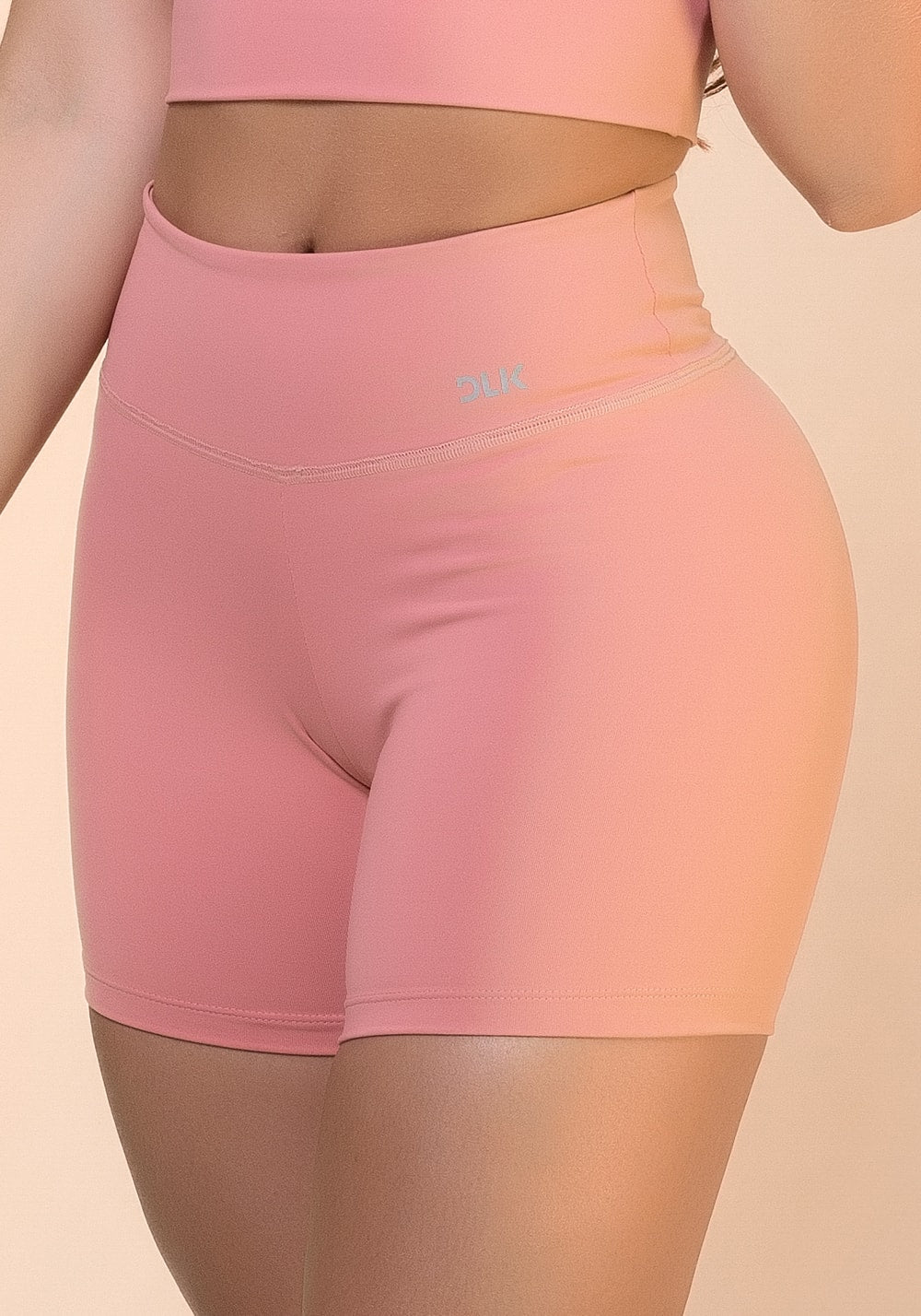 Short rosê básico