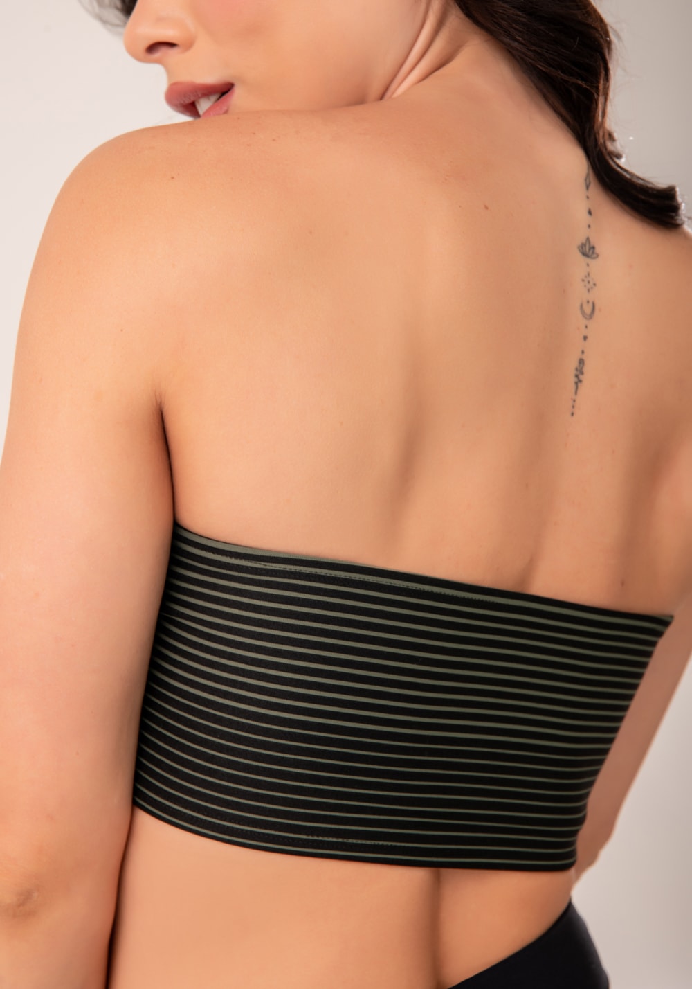 Top faixa jacquard listrado verde militar
