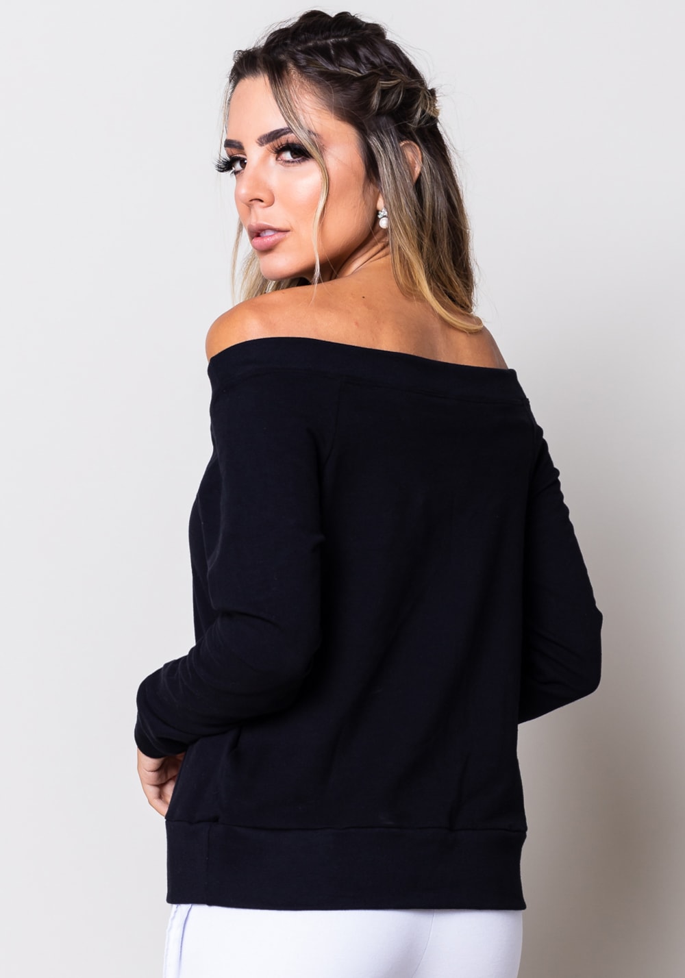 Blusa moletom manga comprida preta