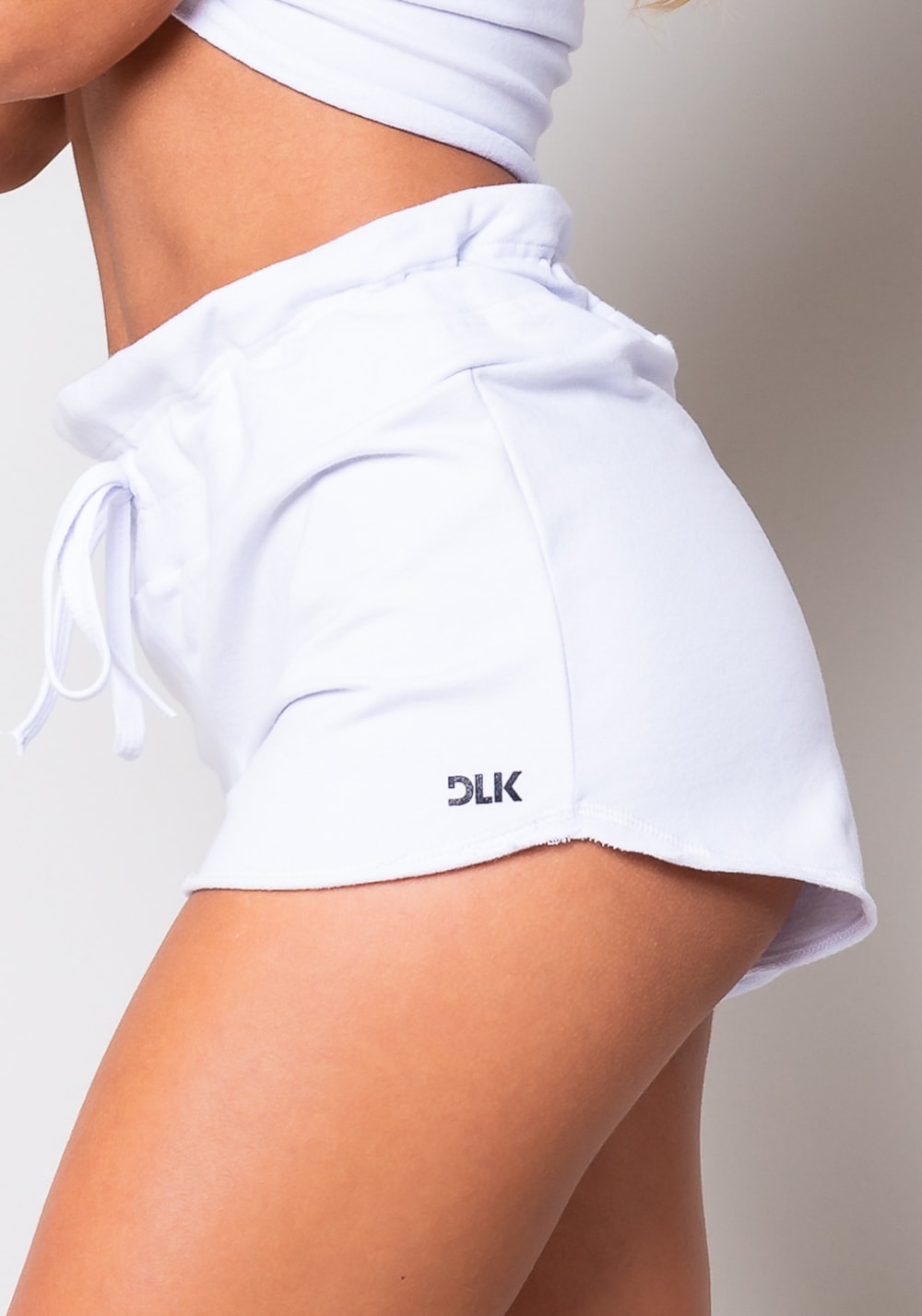 Short moletom branco com cadarço