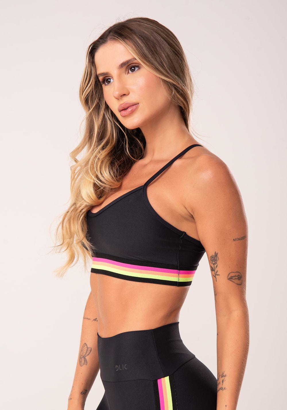 Top fitness energy poliamida preto com elástico colorido