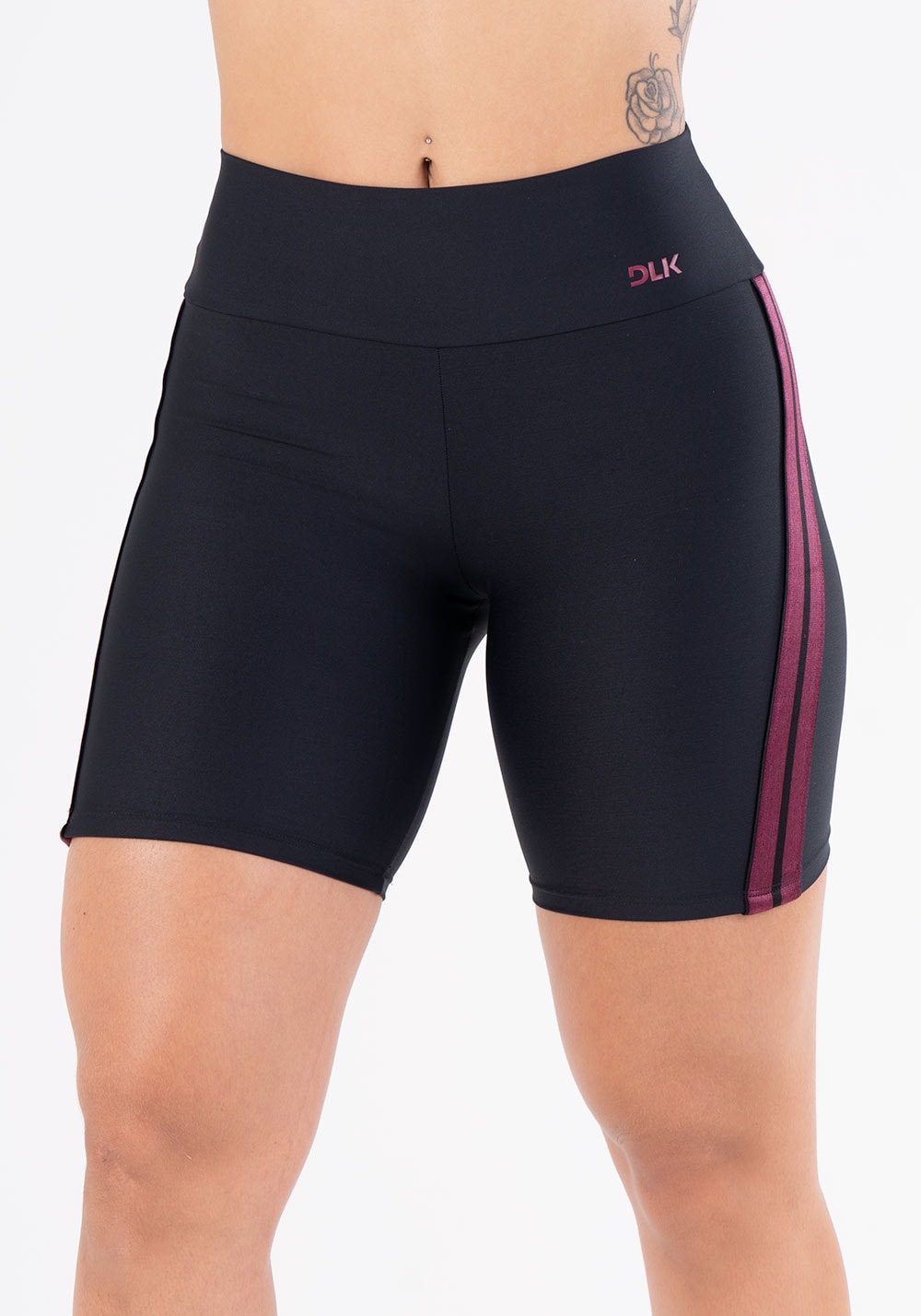 Short energy poliamida preta com elástico lateral roxo