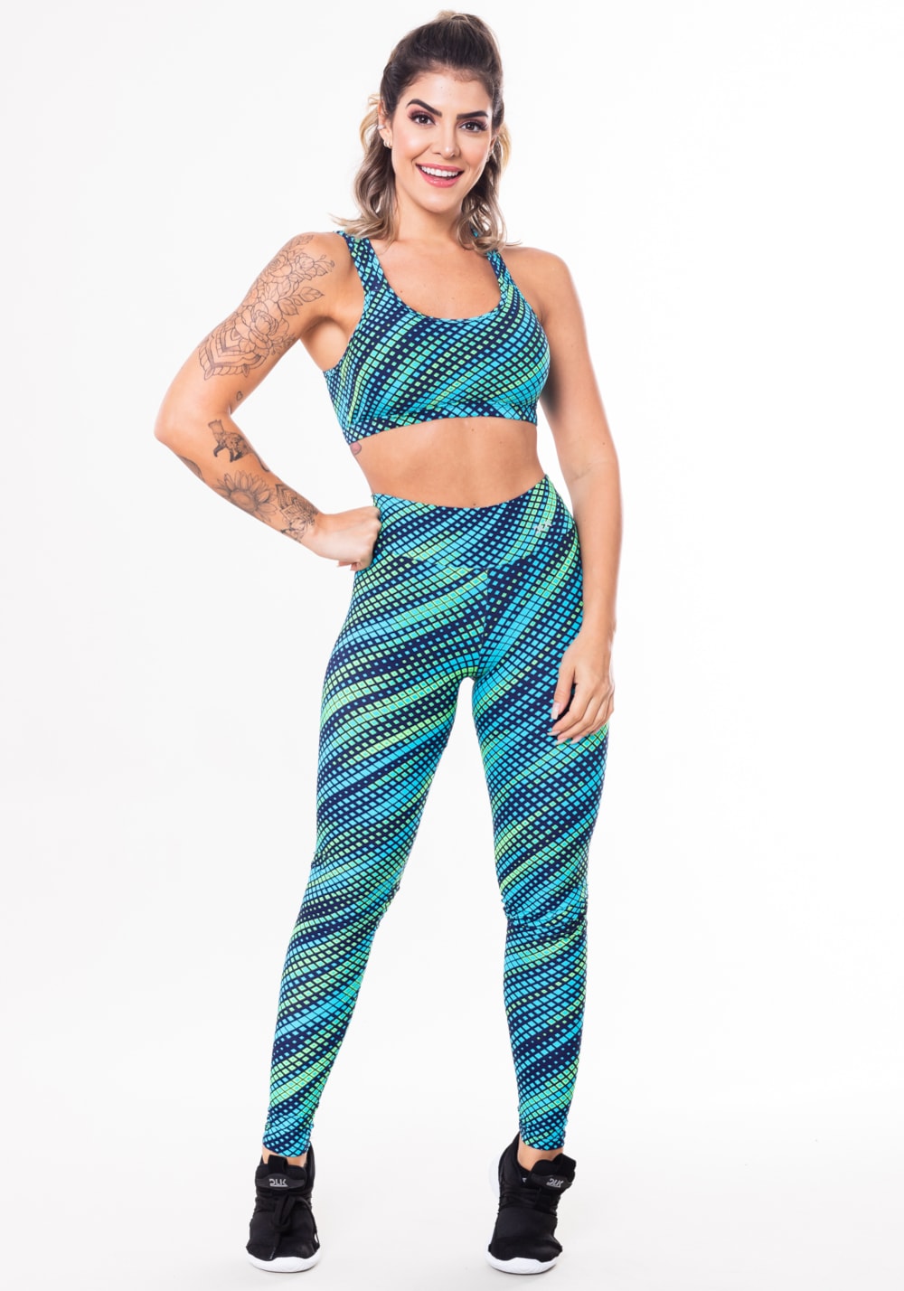 Conjunto fitness match poliamida estampado pixels azul e verde (top+calça)