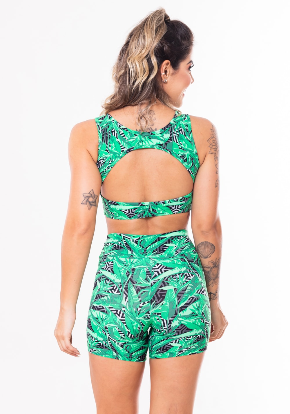 Conjunto fitness match poliamida estampada geométrico e folhagem (short+top)