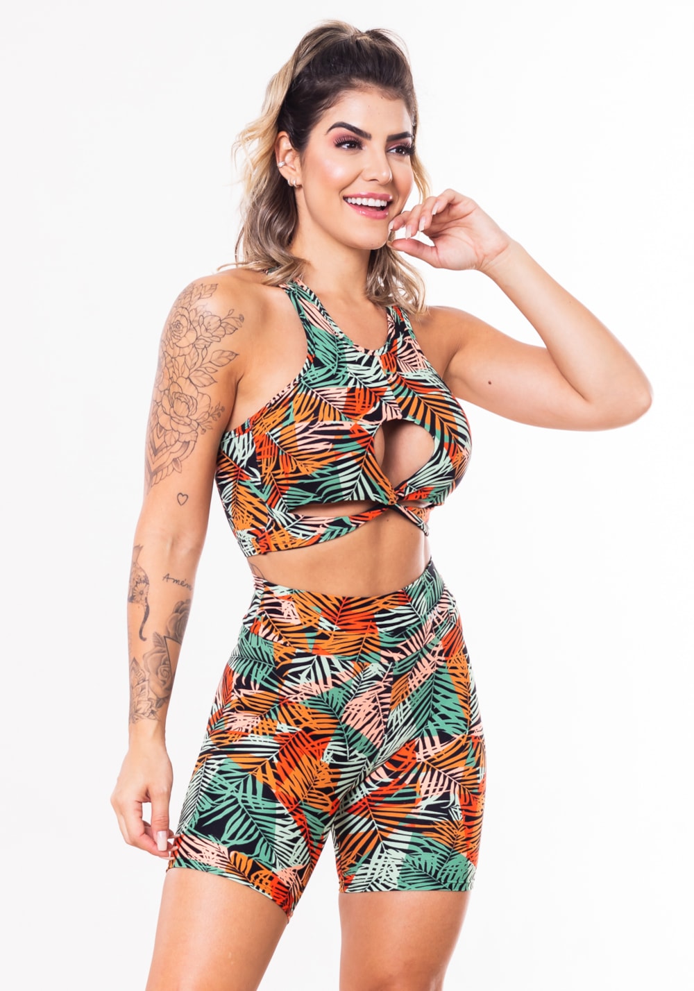 Conjunto fitness match poliamida estampada folhagem laranja (short+top)
