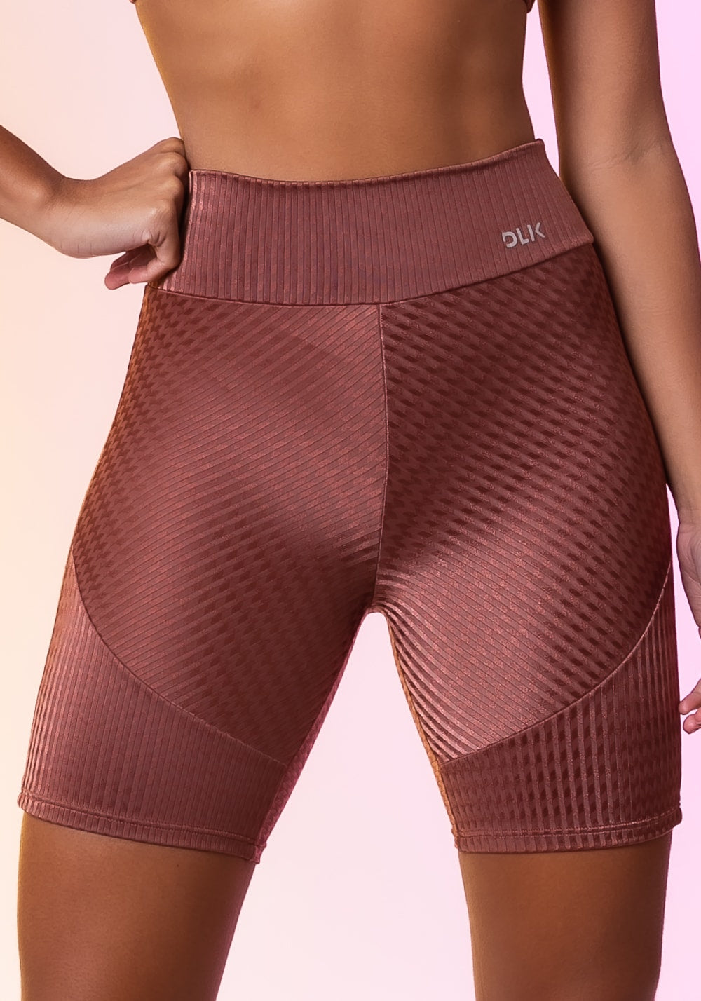 Short happiness em poliamida e recortes bronze