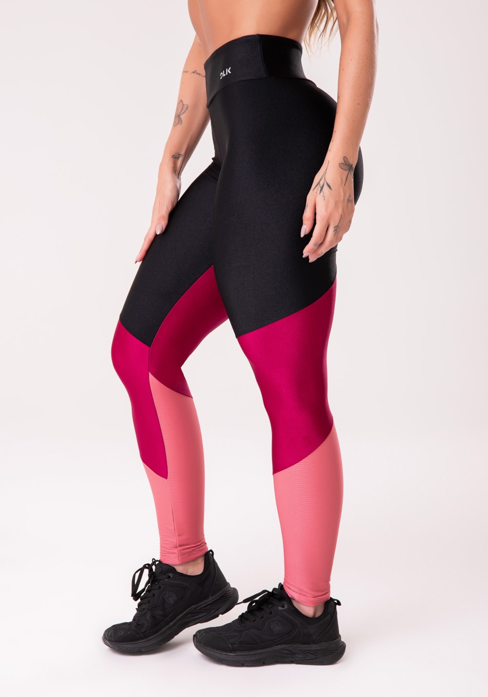Calça legging happiness com recortes preto cereja e rosé