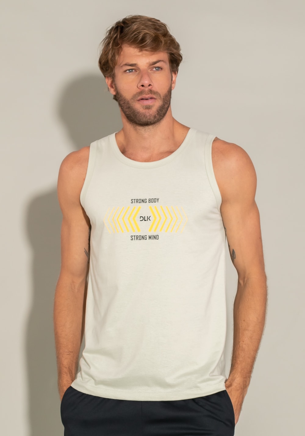 Regata for men strong body areia