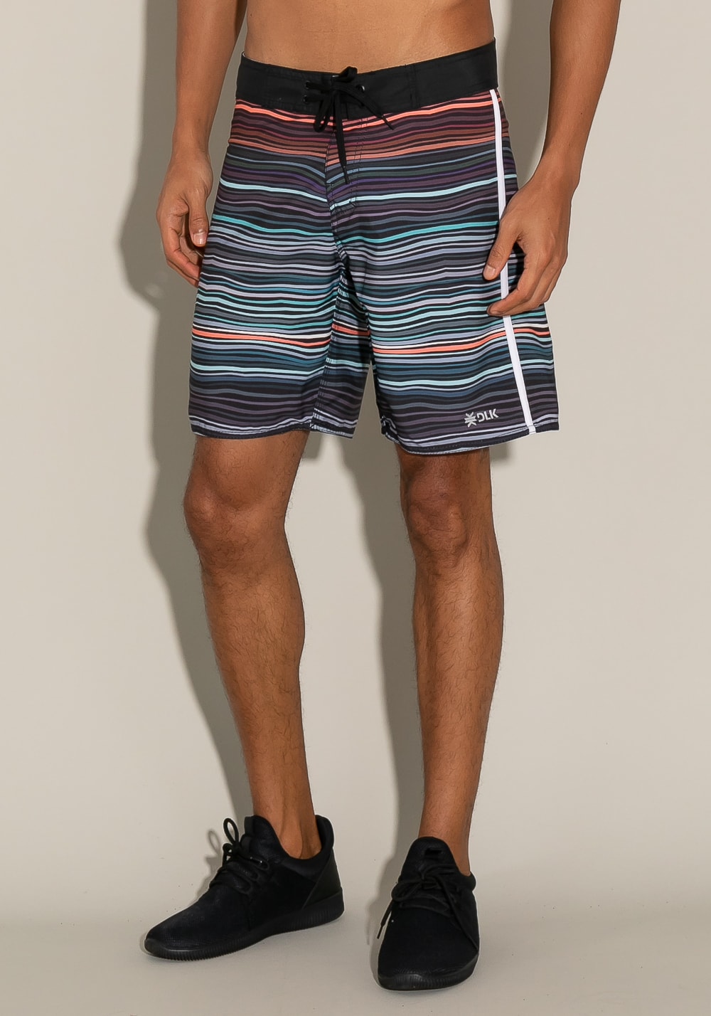 Bermuda for men bolso lateral listras coloridas