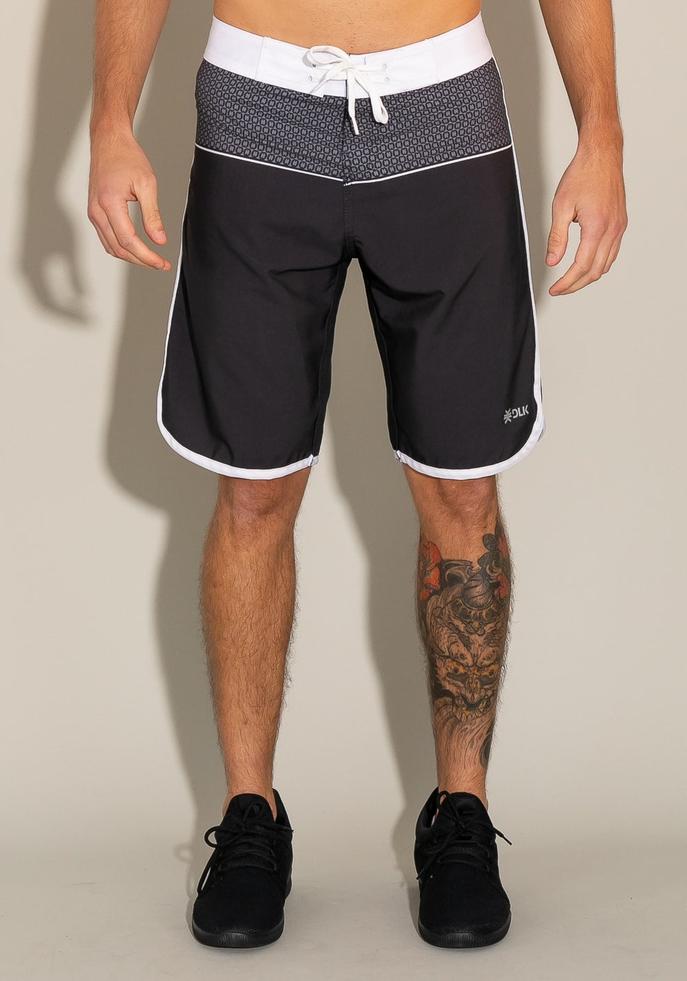 Bermuda for men fechamento em velcro círculos escuros