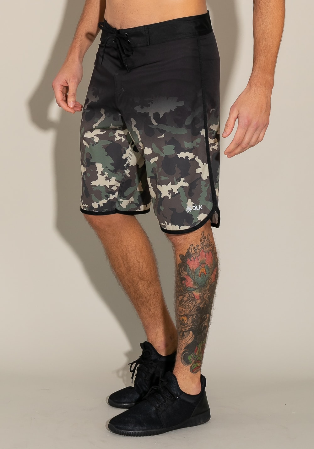 Bermuda for men fechamento em velcro camuflado fumê