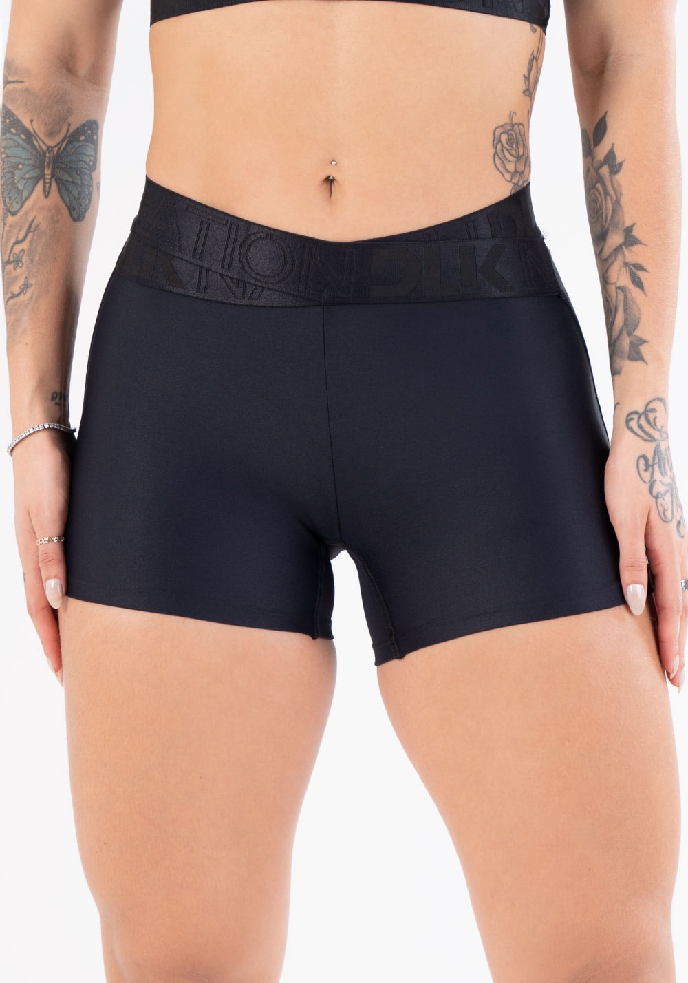Short nation com elástico cruzado preto