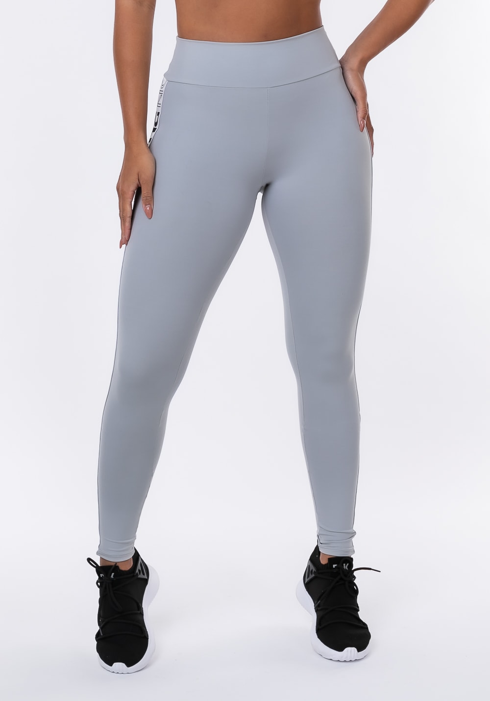 Calça legging nation com elástico lateral prata