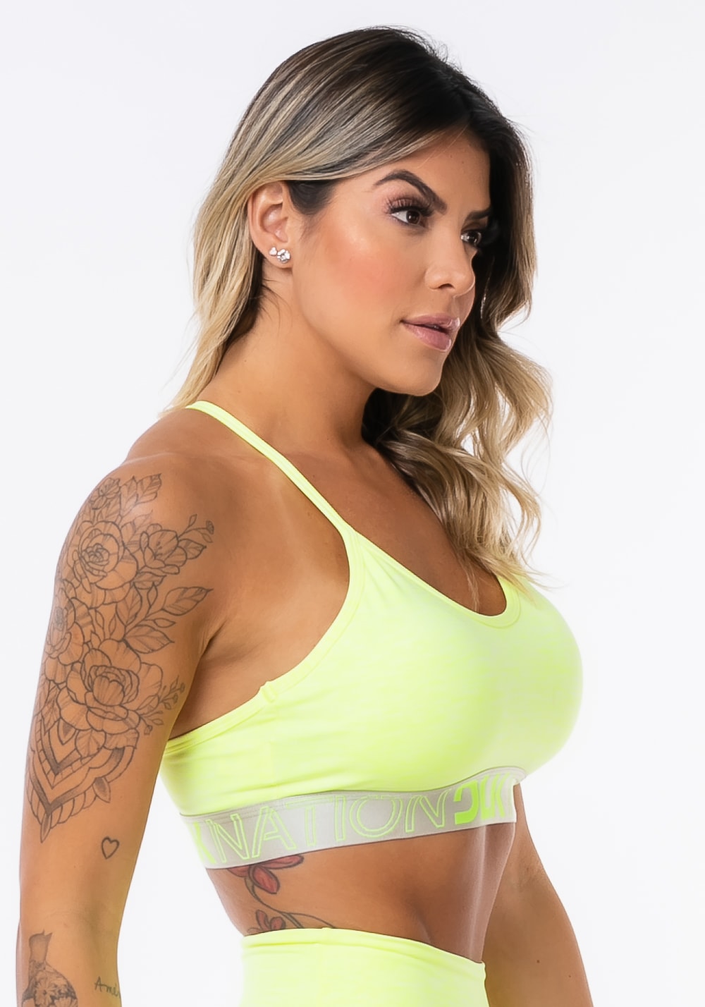 Top com bojo removível modelo nadador nation com elástico na base amarelo