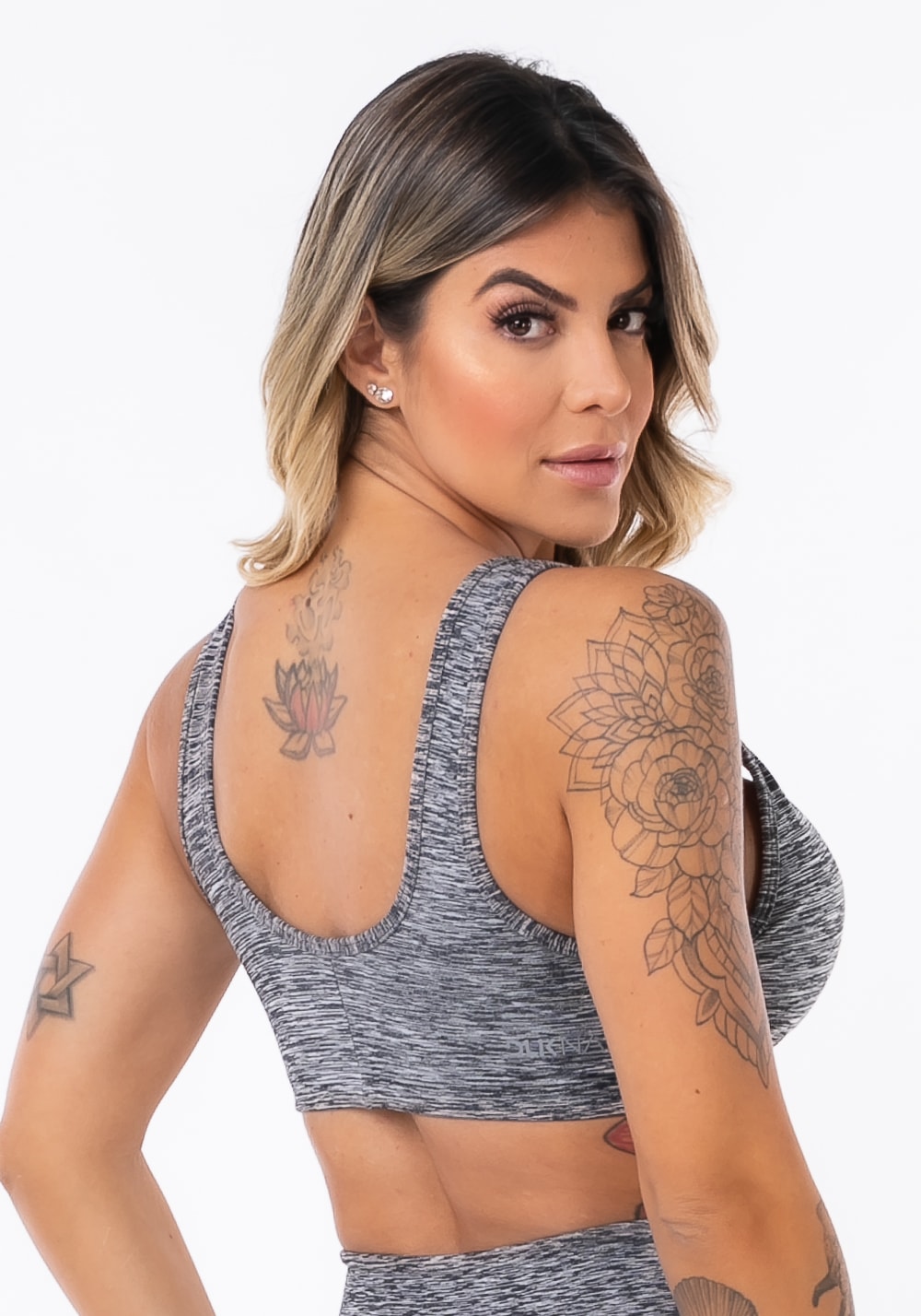 Top com bojo nation decote v mescla