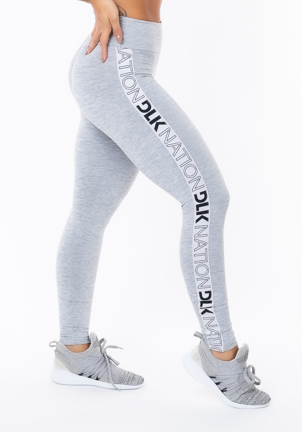 Calça legging nation com elástico na lateral cinza