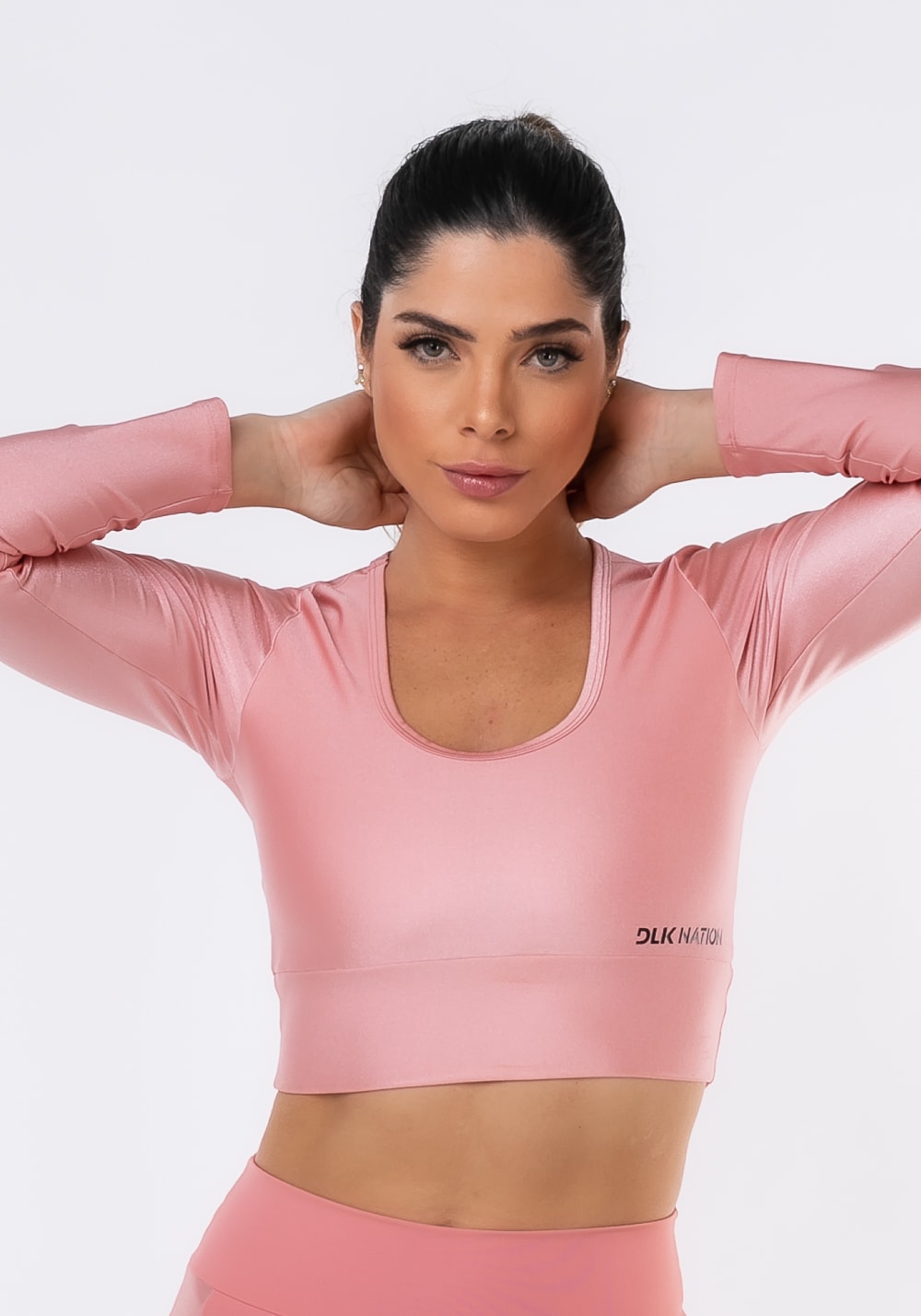 Cropped sem bojo nation decotado e com manga longa rosa