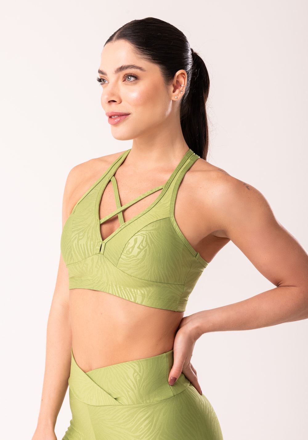 Top com bojo shine verde texturizado nadador