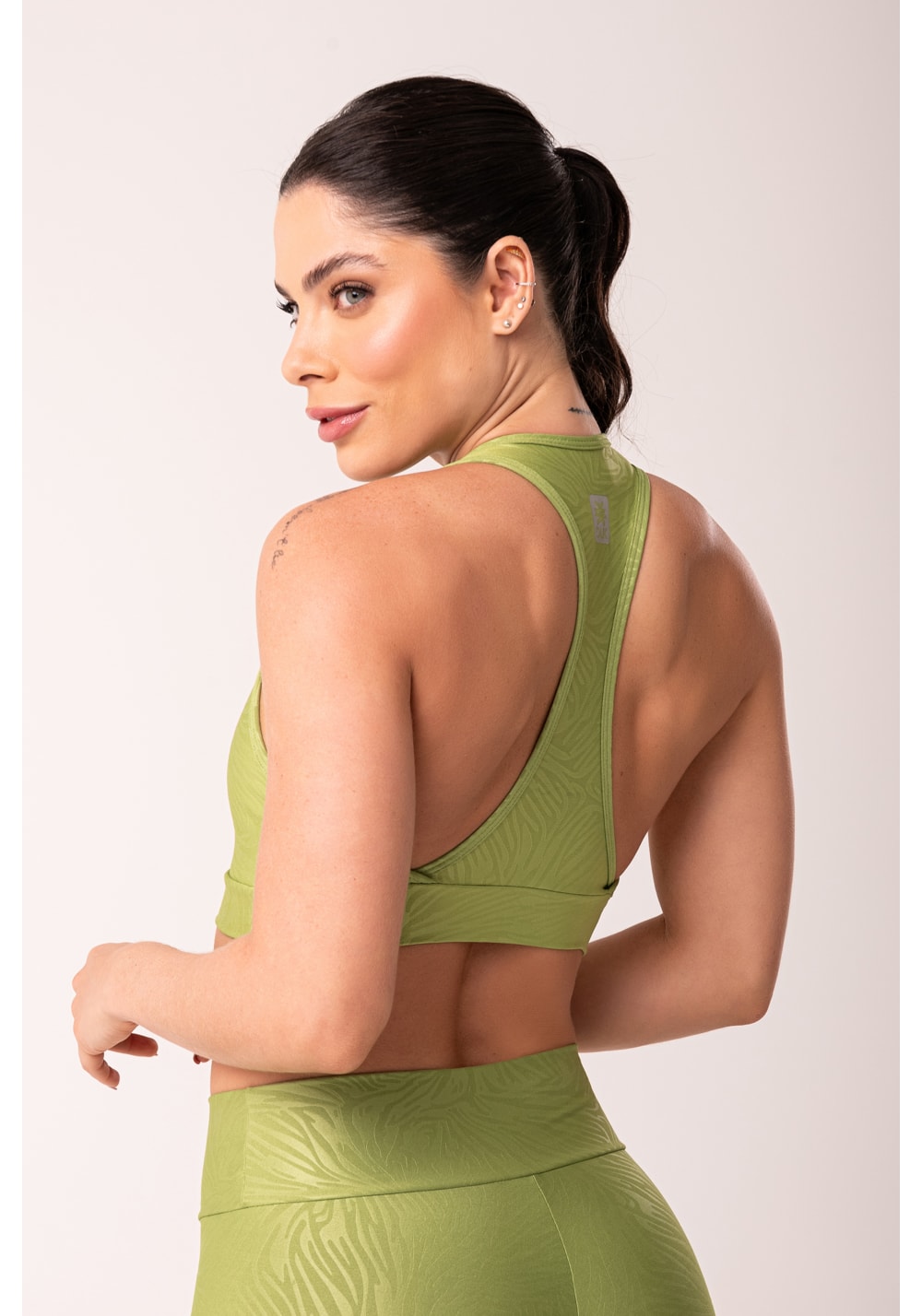 Top shine verde texturizado cut out