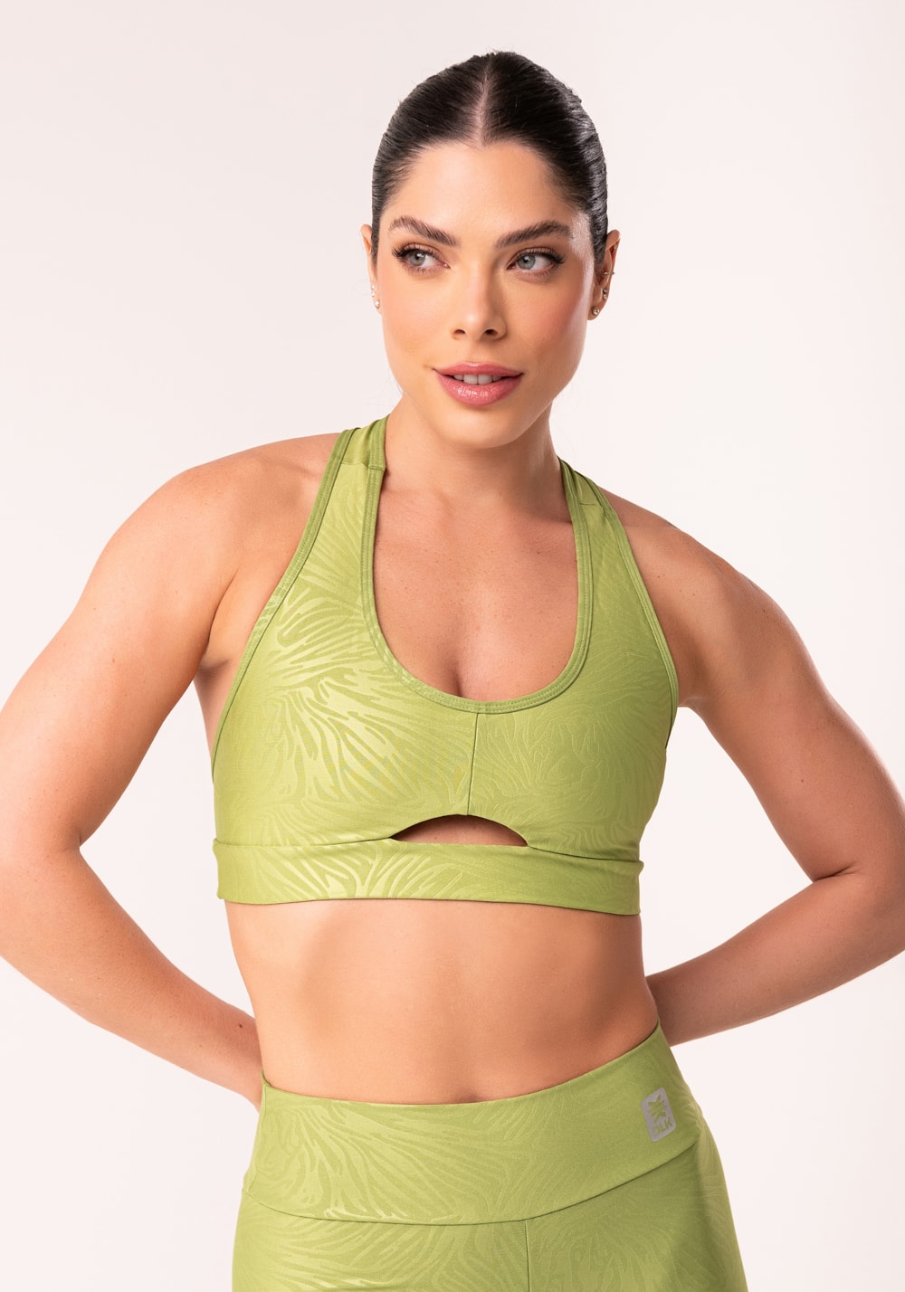 Top shine verde texturizado cut out