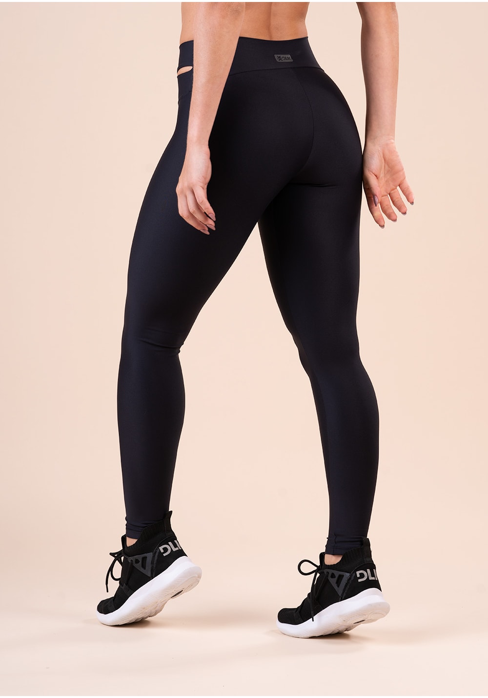 Legging fitness feminina preta com cós cruzado action