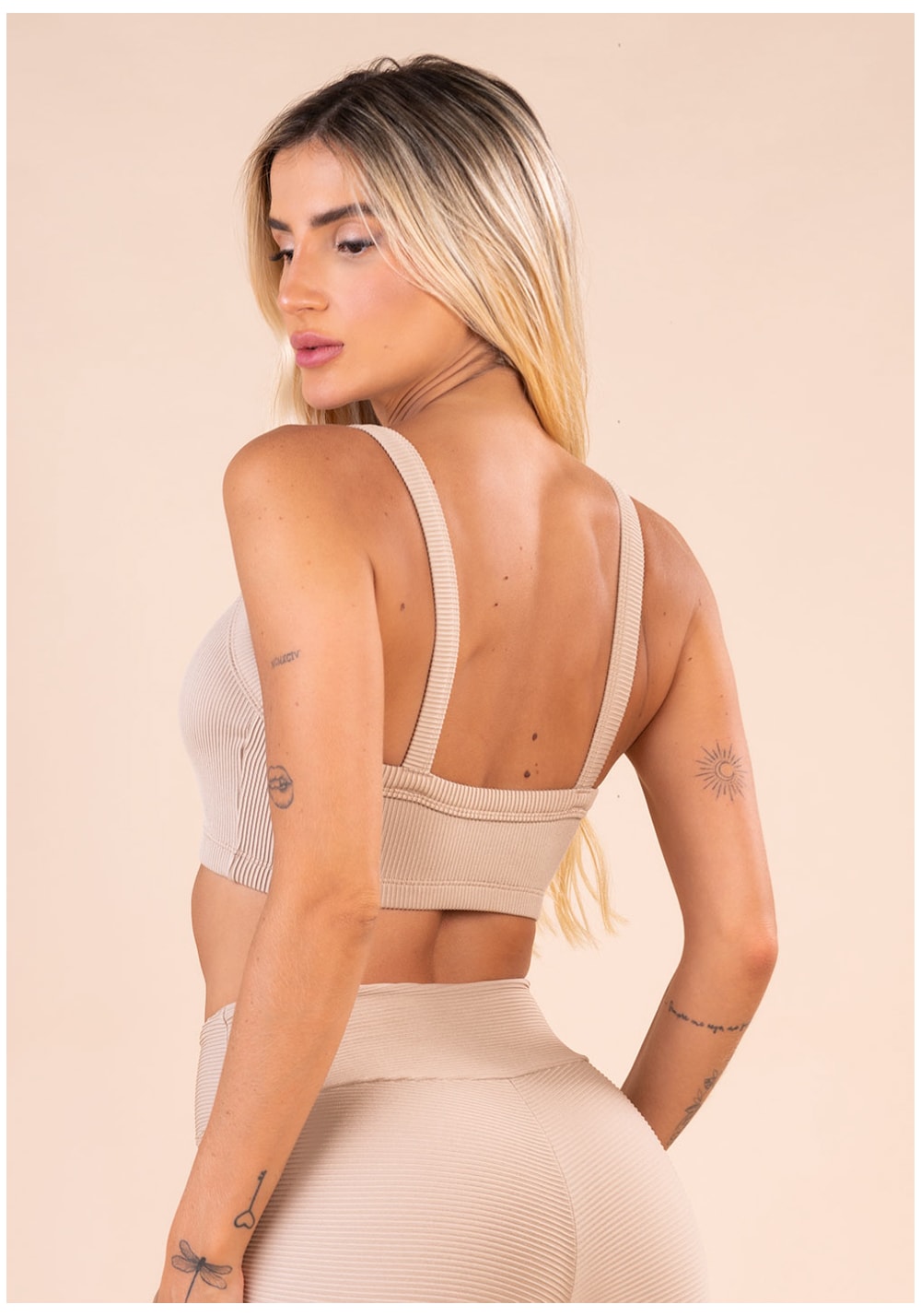 Top fitness feminino com bojo nude canelado action