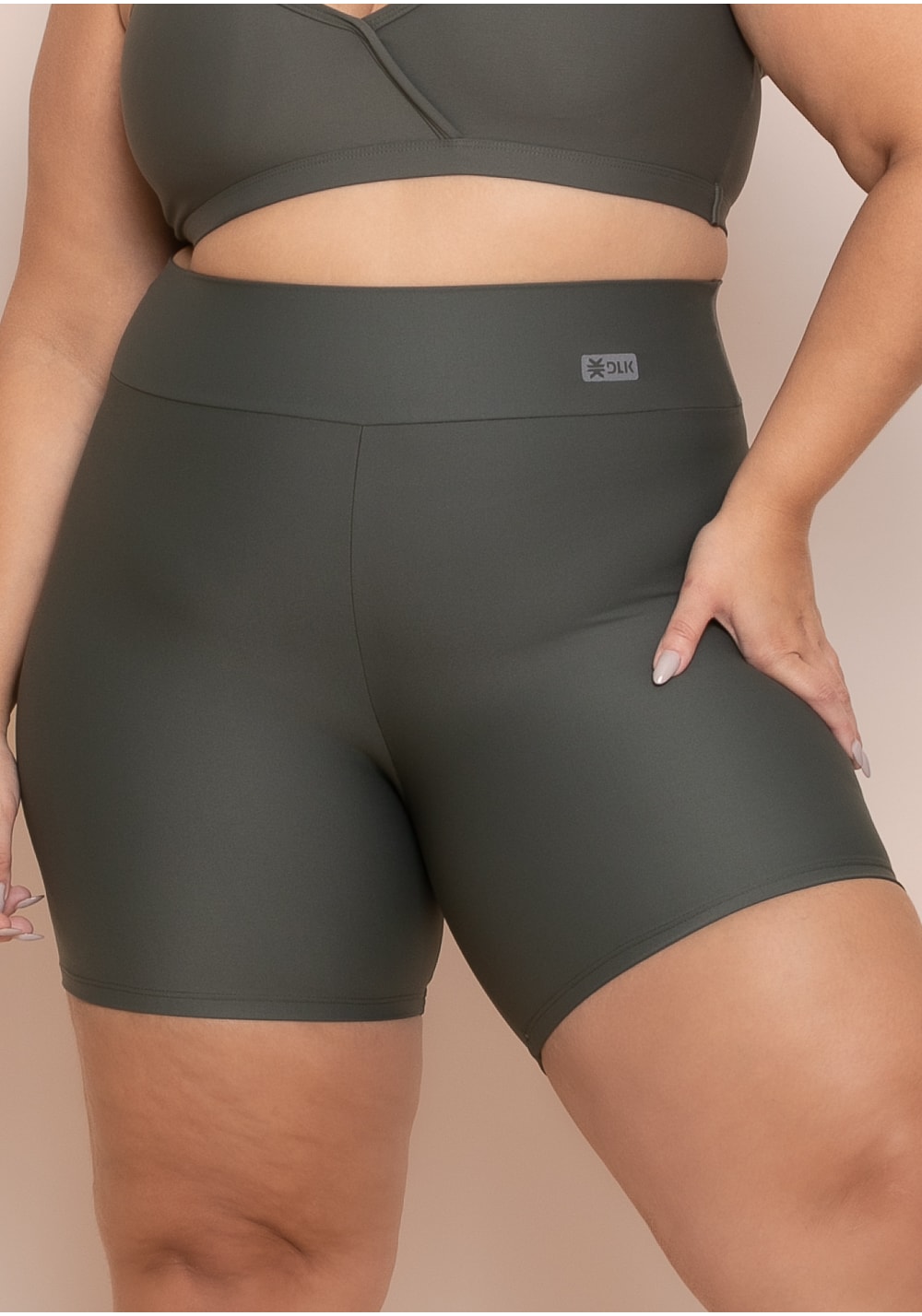 Short fitness feminino chumbo action