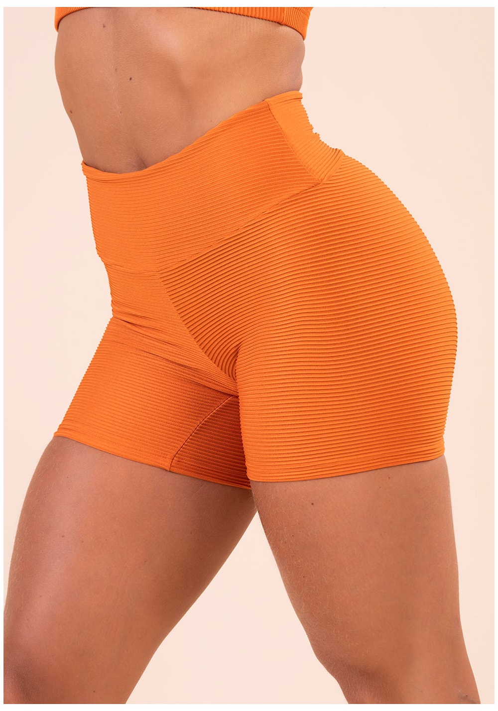 Short fitness feminino laranja canelado action