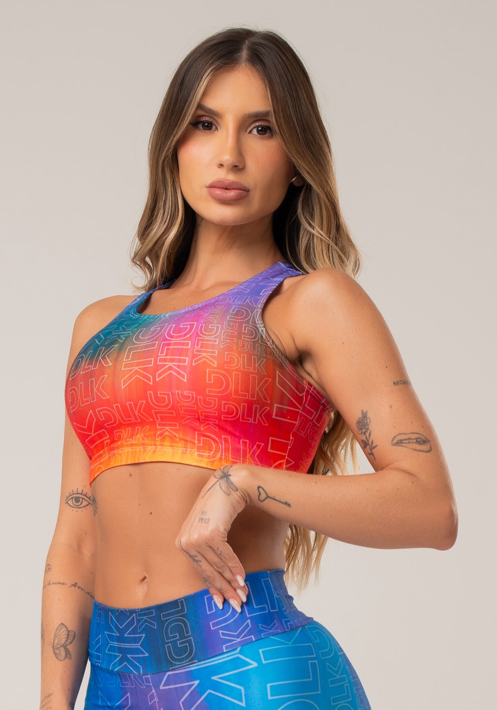Top fitness feminino nadador new printed estampado degradê logomania
