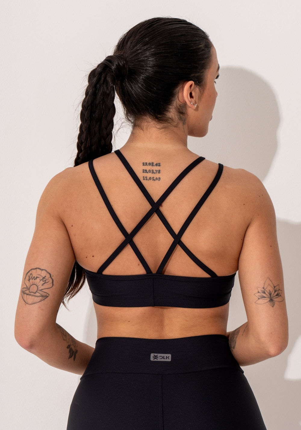 Top fitness feminino preto com alças duplas intense