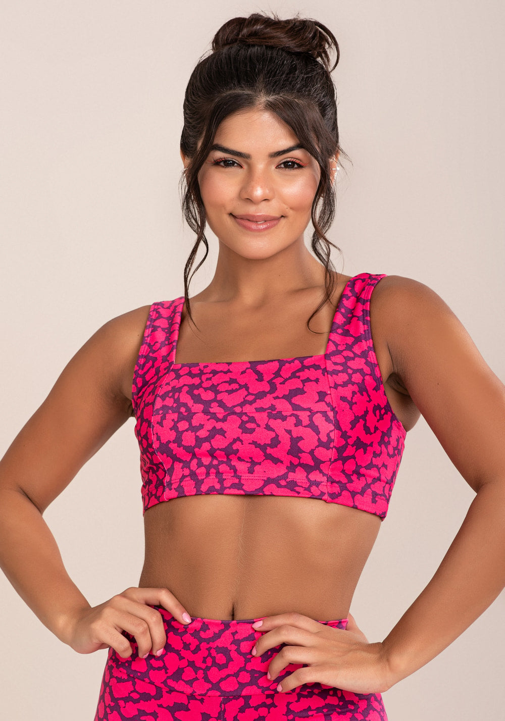 Top fitness feminino euphoria com decote reto estampa spot pink