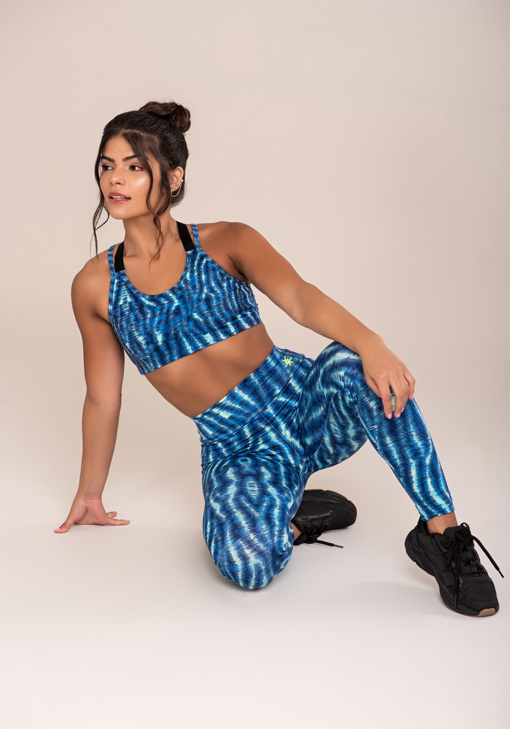 Top fitness feminino euphoria com alça dupla estampa animal blurred