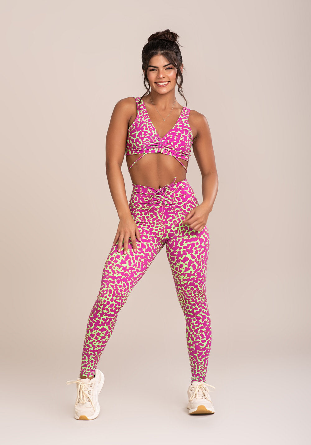 Top fitness feminino euphoria com franzido e amarração estampa spot green