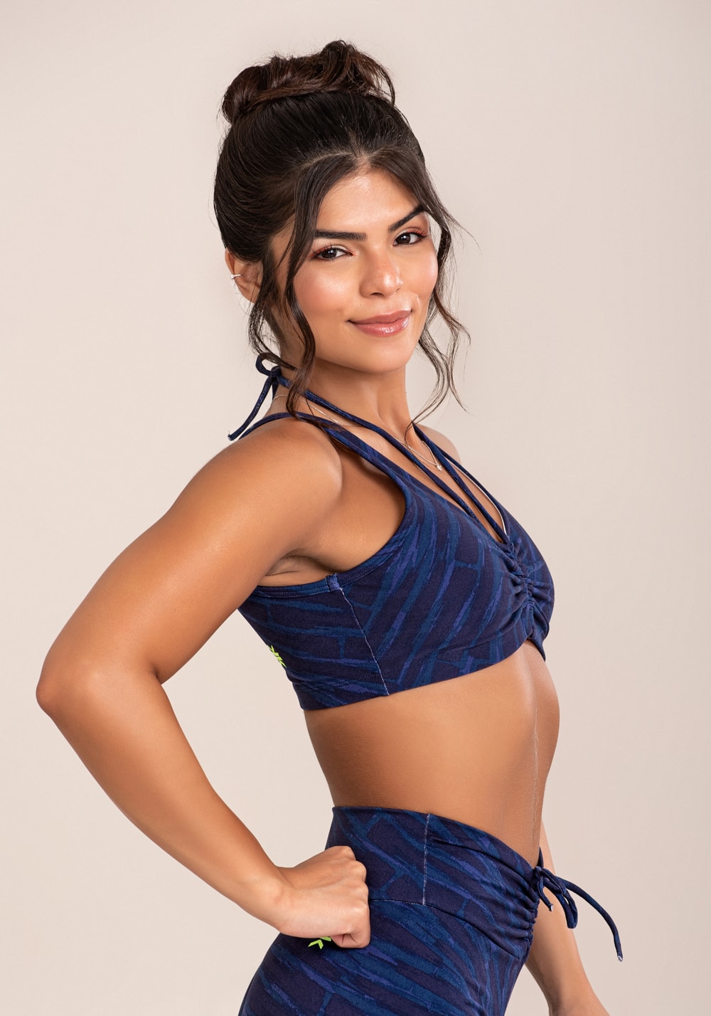 Top fitness feminino euphoria com franzido e amarração estampa brush blue