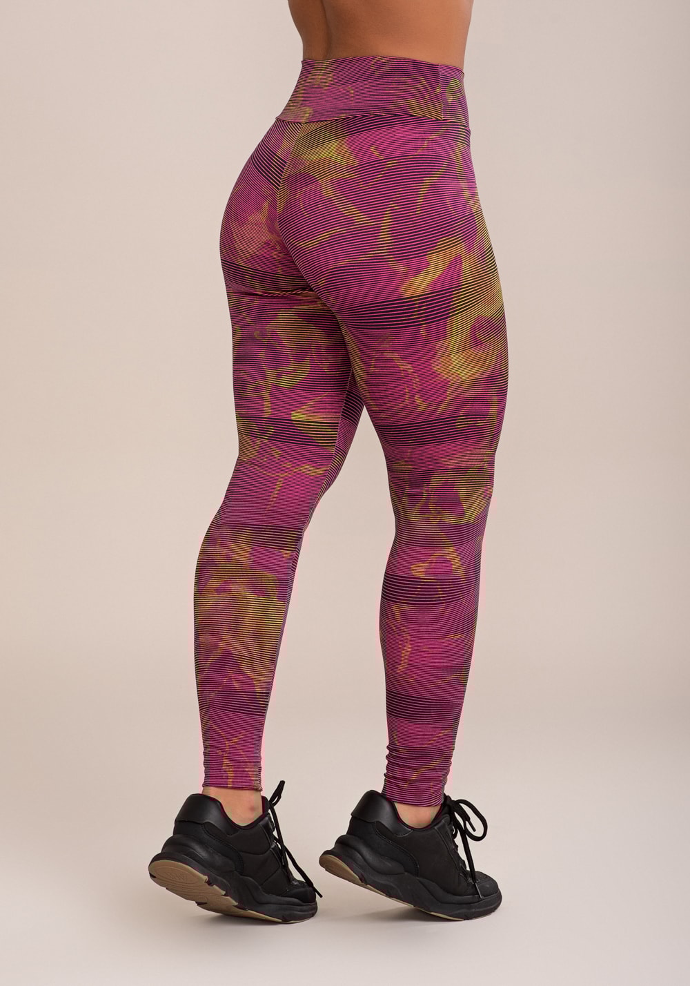 Legging fitness feminina euphoria estampa smoke lines