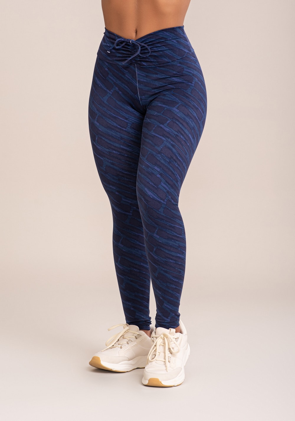 Legging fitness feminina euphoria com franzido e amarração estampa brush blue