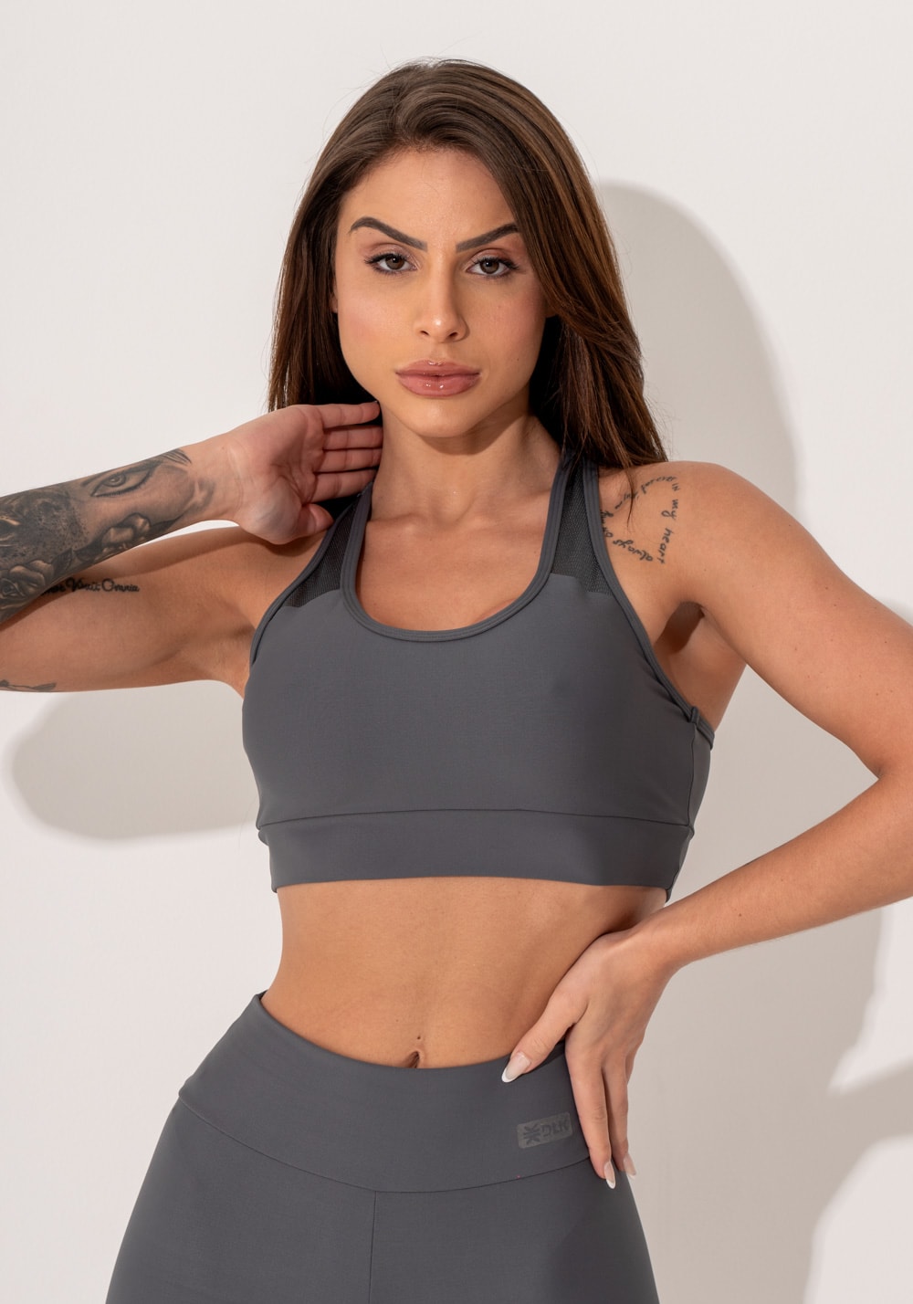 Top fitness feminino nadador grafite com recortes em tela intense