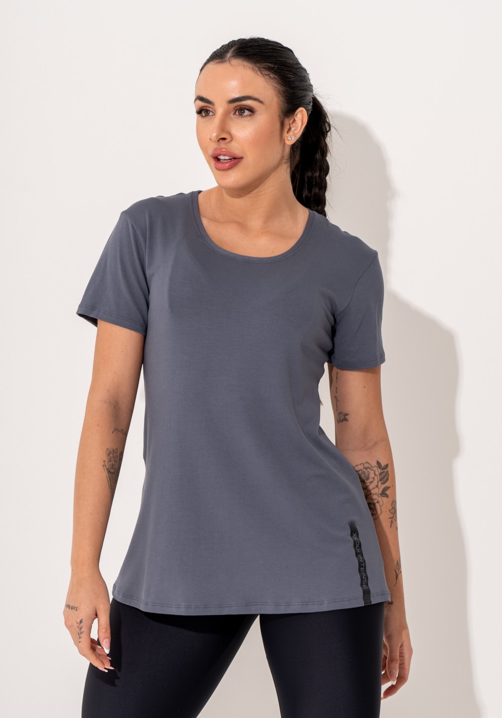 Blusa fitness feminina cinza chumbo viscolycra com silk intense