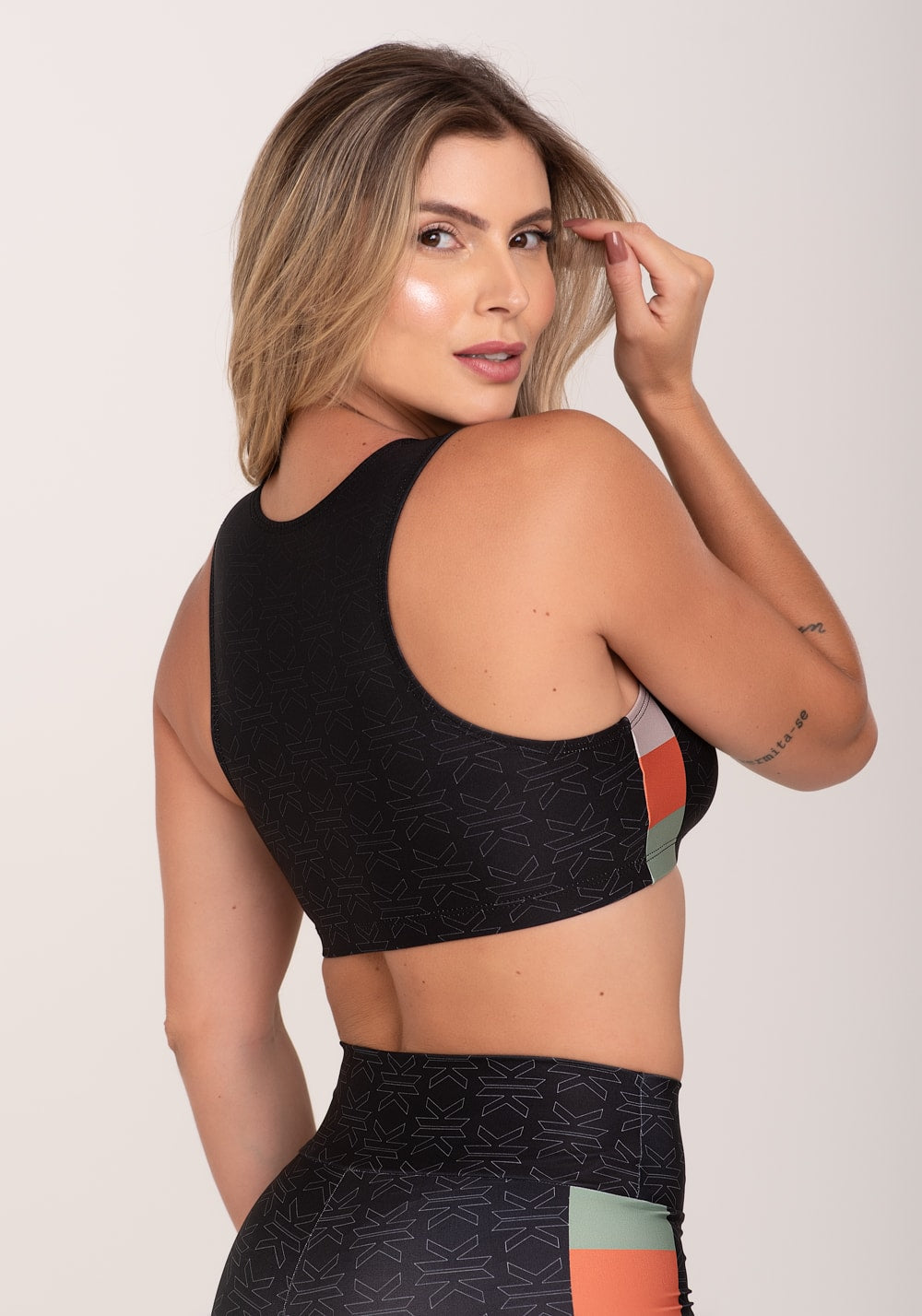 Top fitness feminino estampado motivation preto printed