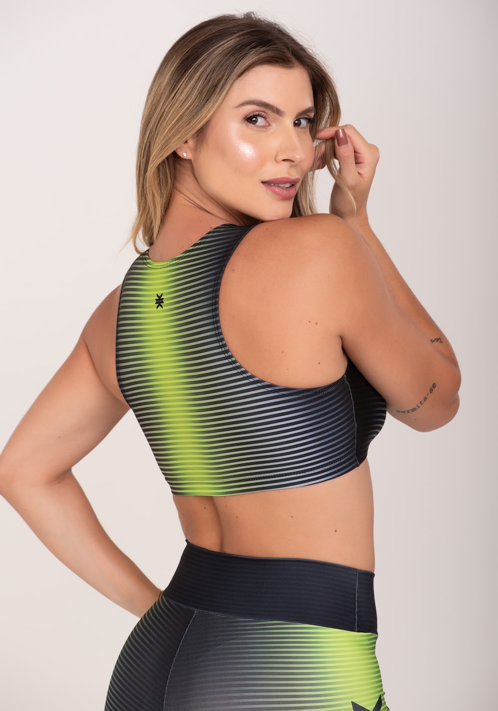 Top fitness feminino estampado win neon printed