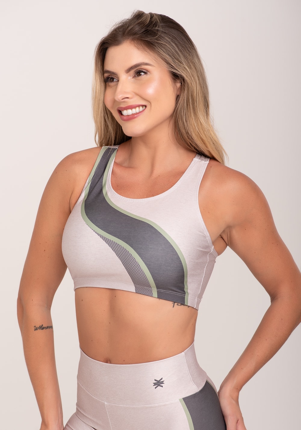 Top fitness feminino nadador estampado belive off white printed