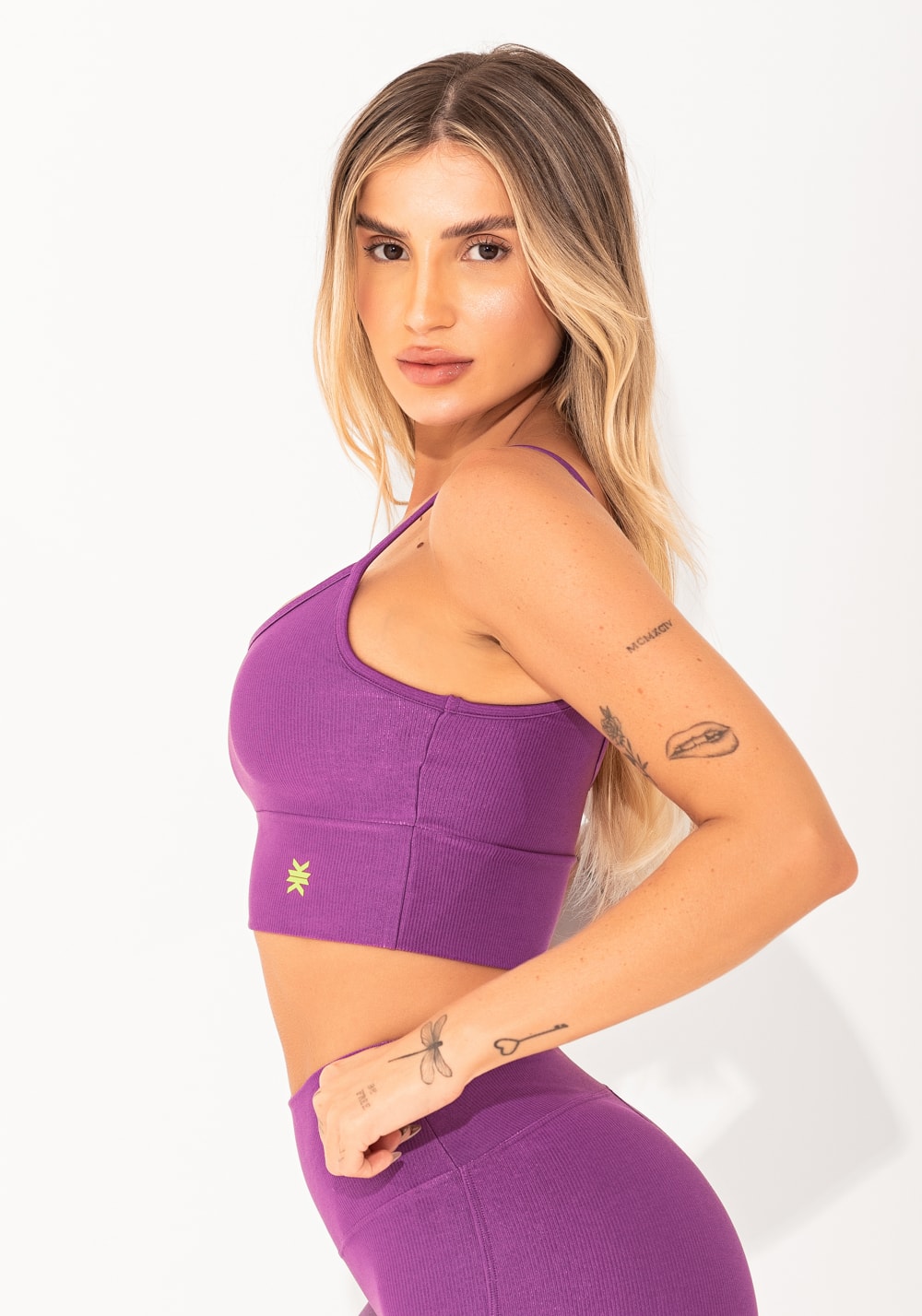 Top fitness feminino roxo com bojo canelado elegance