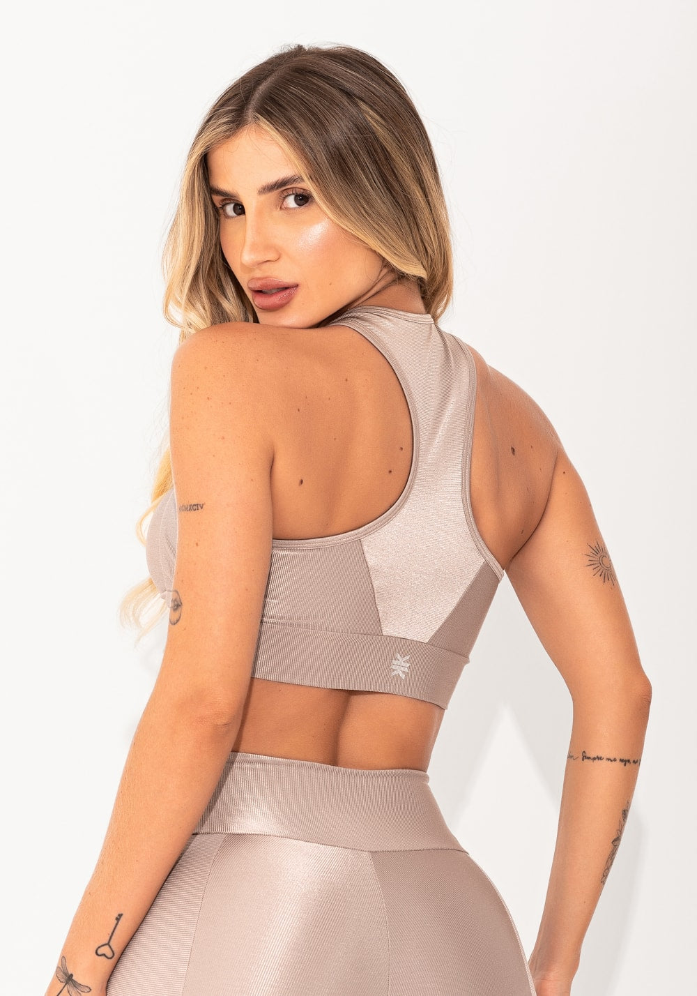 Top fitness feminino nude canelado cut-out elegance